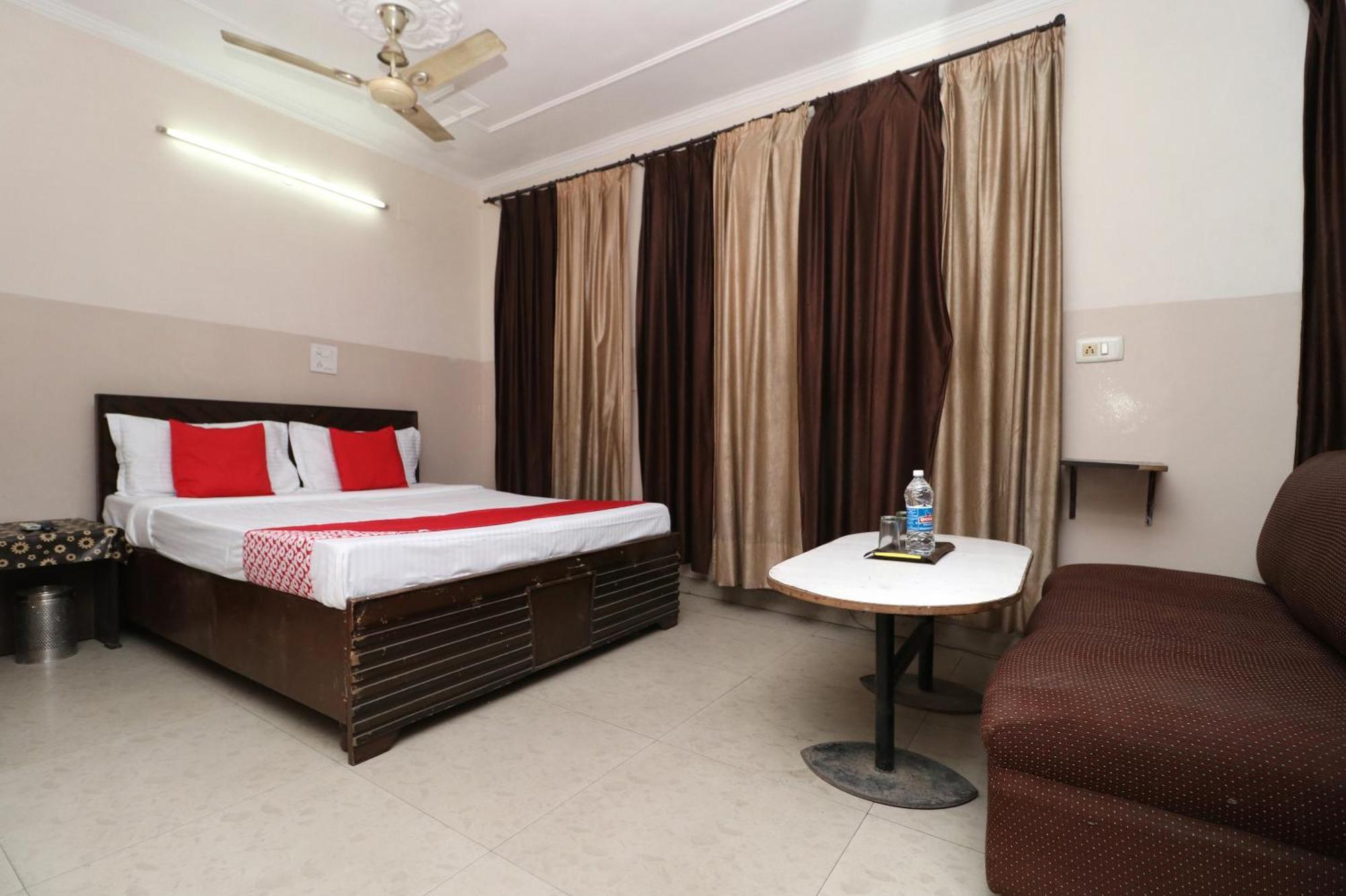 Hotel O Ashoka Residency Chandīgarh Eksteriør bilde